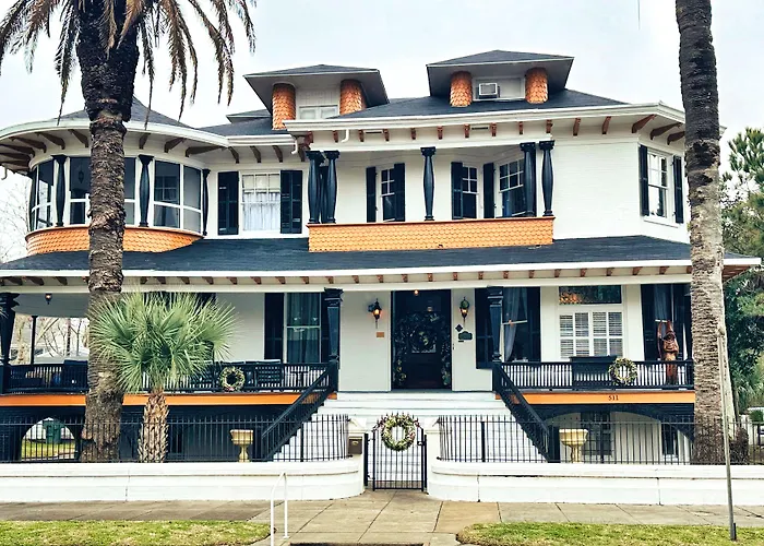 The Mansion On 17Th, Formerly Schaefer Haus