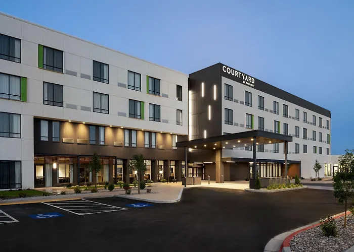 Courtyard By Marriott Pocatello