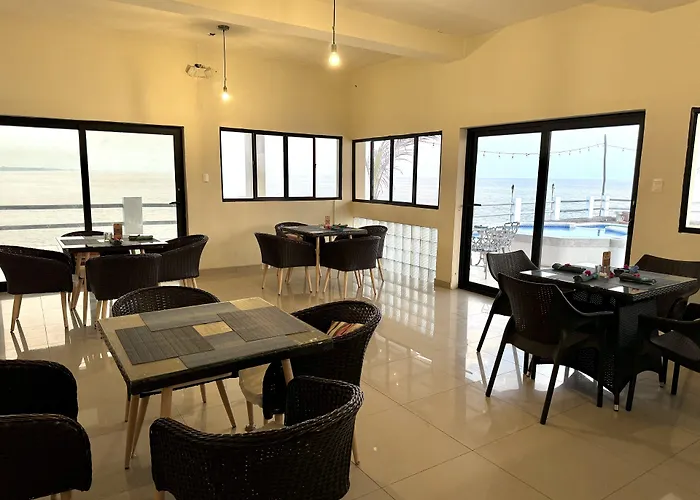 Paradise Surf Hotel