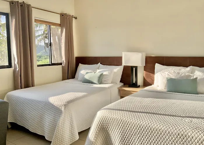 Paradise Surf Hotel San Miguel
