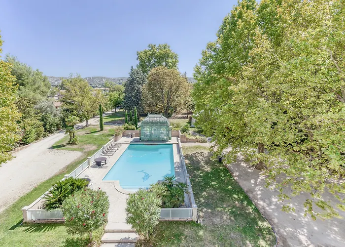 Domaine De La Nerthe- Hotel Provence Mediterranee