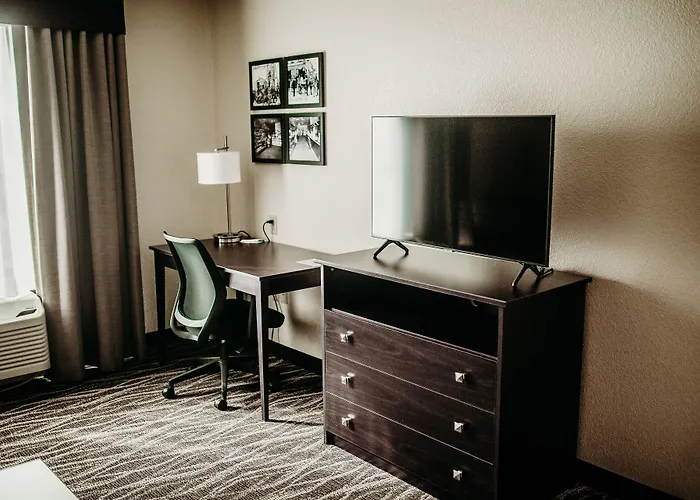 Cobblestone Hotel & Suites International Falls