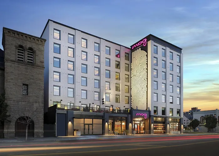Moxy Oakland Uptown