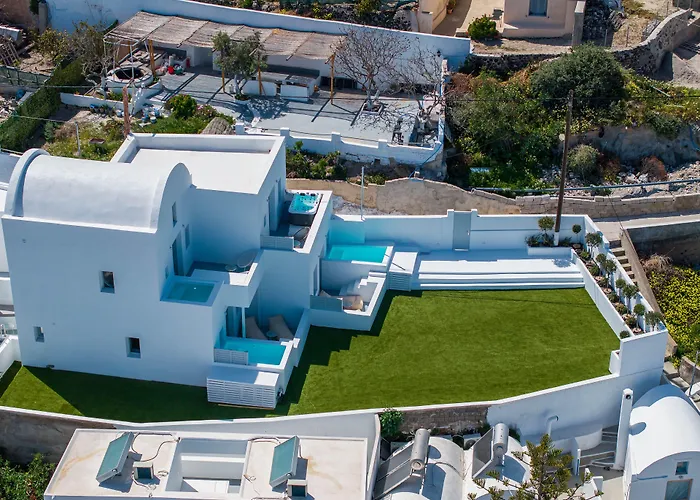 Cycladic Suites & Spa Fira 