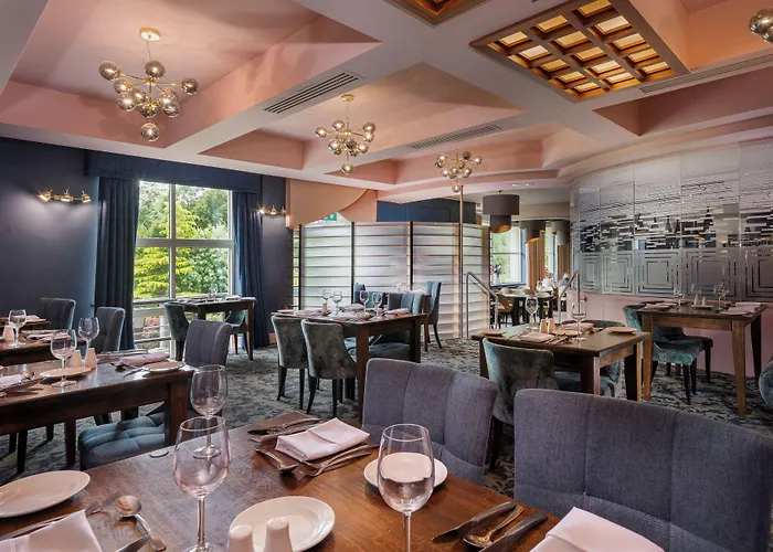 Four Seasons Hotel, Carlingford