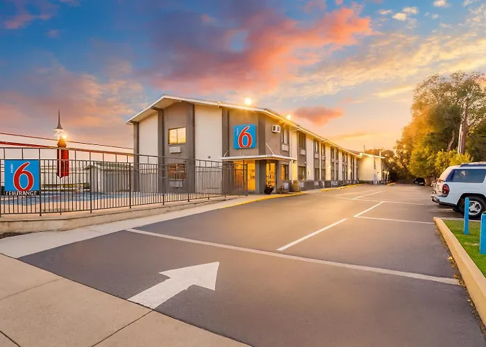 Motel 6 Ogden, Ut- Downtown