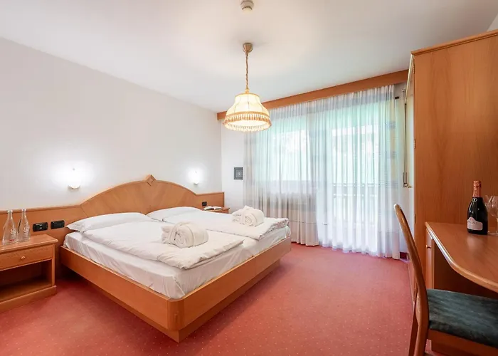 Hotel Dolomites Inn Canazei