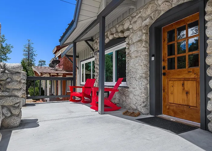 The Grand Idyllwild Lodge