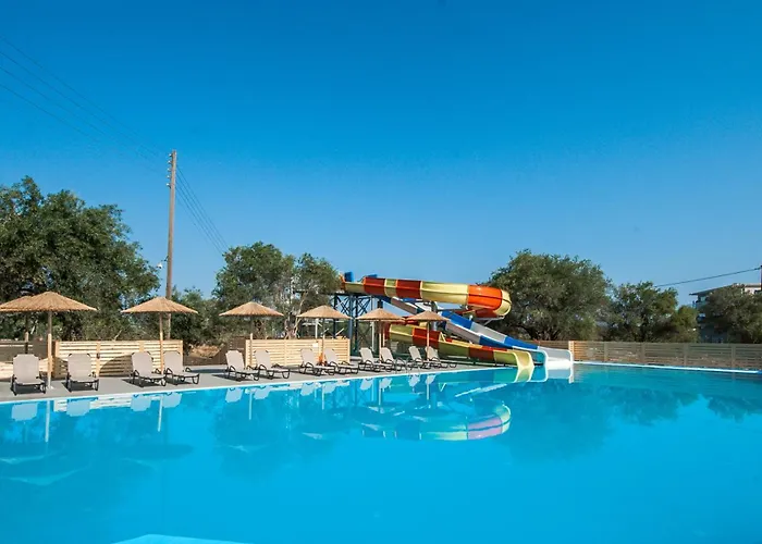 Laguna Holiday Resort Ypsilas