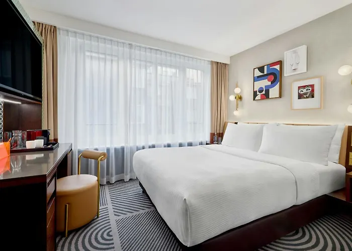 Neues Schloss Privat Hotel Zurich, Autograph Collection