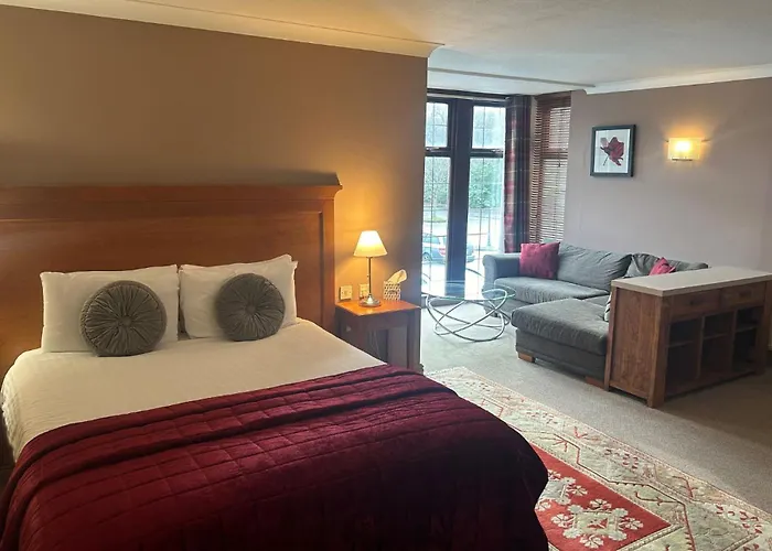 Gomersal Park Hotel & Bazaar Spa