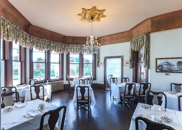 Huntingdon Hotel And Suites