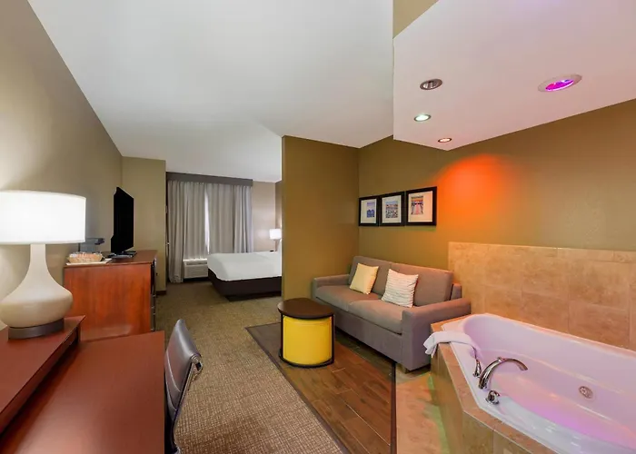 Comfort Suites El Paso West