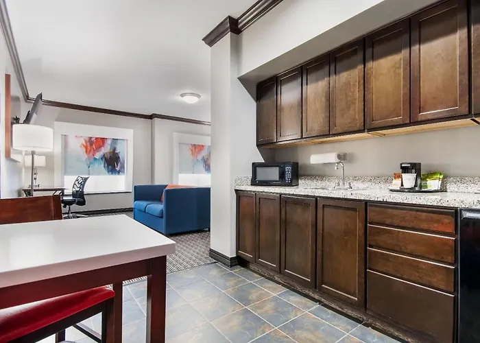 Hawthorn Suites By Wyndham Lubbock