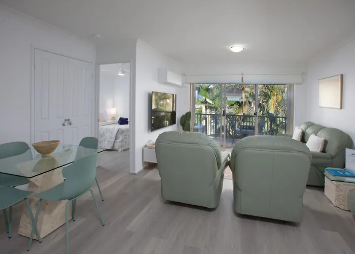 Bila Vista Kirra Beachside Apartments