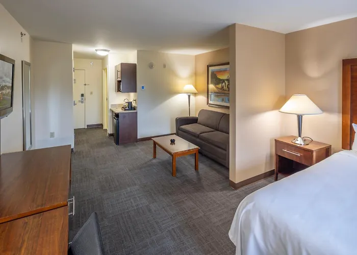 Akwesasne Mohawk Casino Resort And Players Inn Hotel