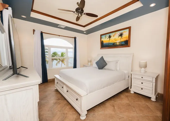 Grand Caribe Belize