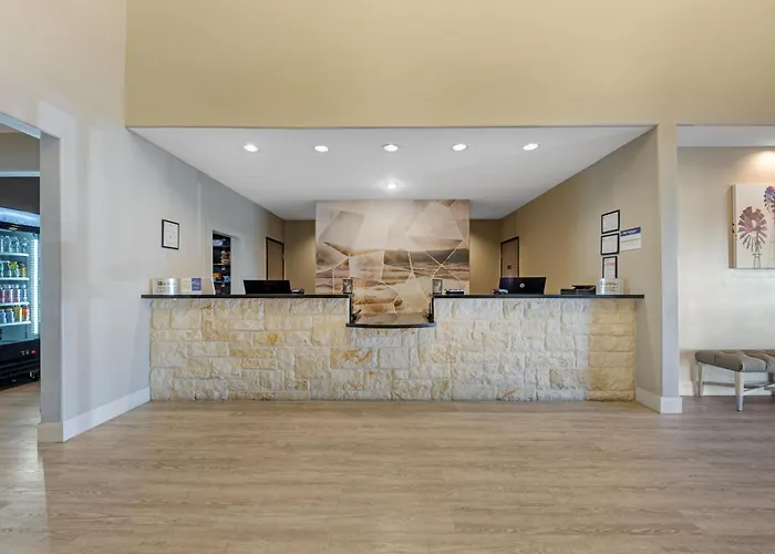Best Western Plus Killeen - Fort Cavazos Hotel & Suites
