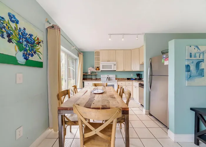 Beach Place Guesthouses