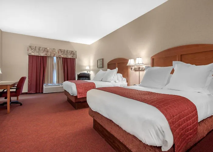 Norfolk Lodge & Suites, An Ascend Collection Hotel