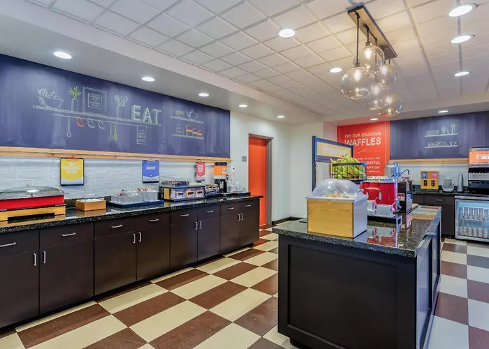 Hampton Inn And Suites Parkersburg Downtown