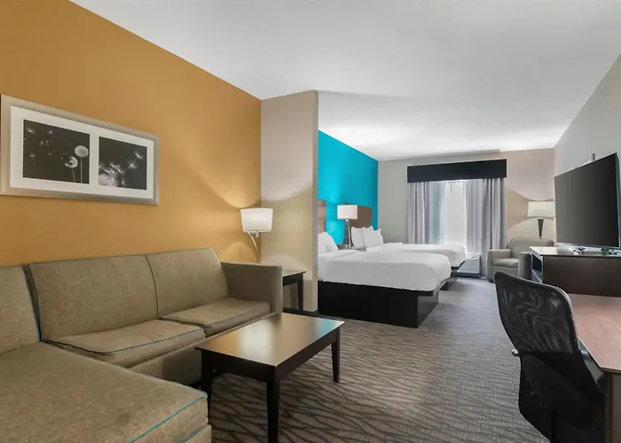 Best Western Plus Hiawatha Hotel