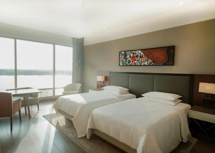 Grand Hyatt Kochi Bolgatty Hotel
