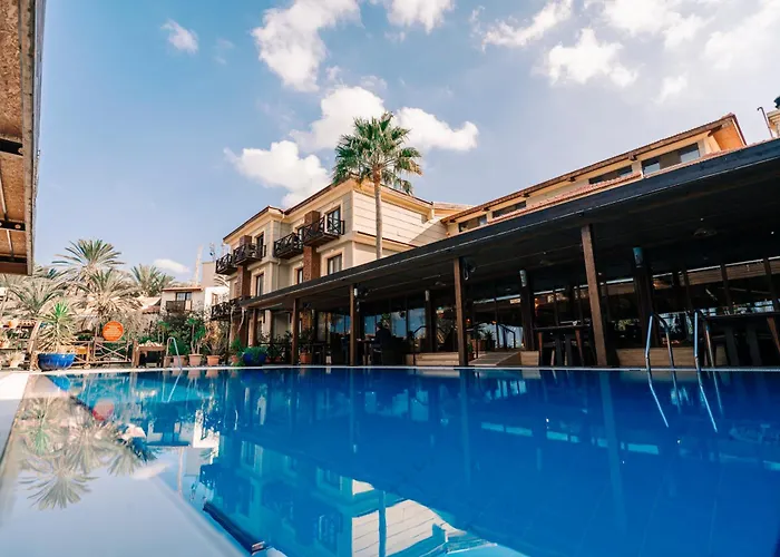 Bella View Art Boutique Hotel
