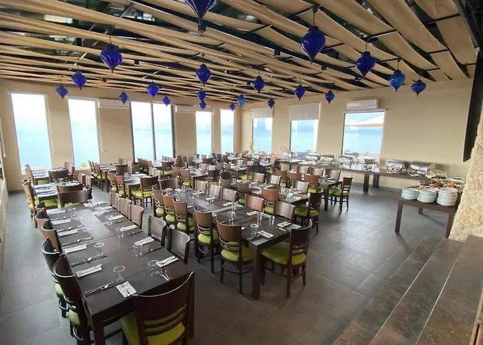 O Beach Hotel & Resort
