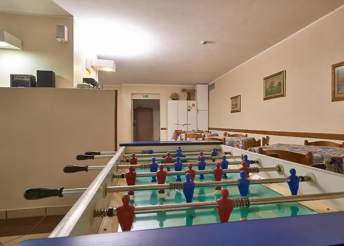 Hotel Careni Villa Italia