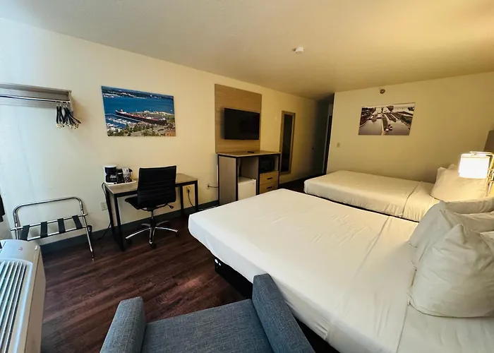 Baymont By Wyndham Sault Ste Marie Mi