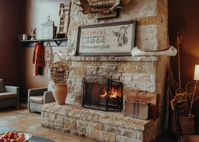 Wildwood Lodge Pewaukee