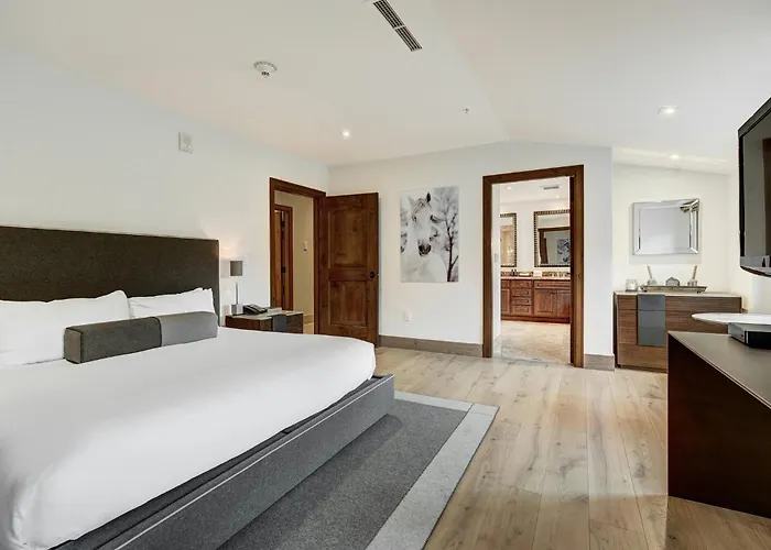 Legendary Lodging At The Ritz Carlton Residences , A s Property