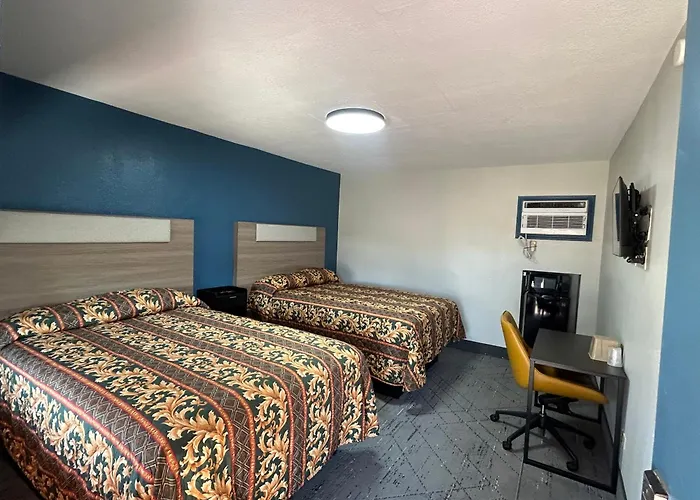 Woodlawn Hills Motel