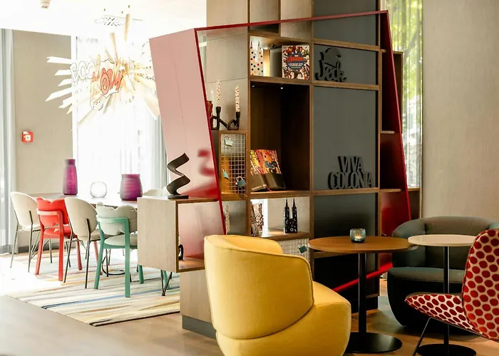 Motel One Koeln-Mediapark