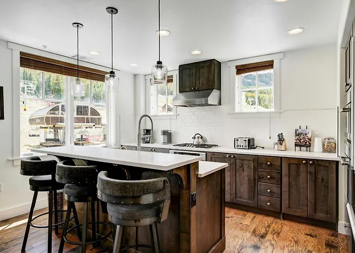 One Ski Hill Place, A Rockresort, By Vail Resorts Breckenridge