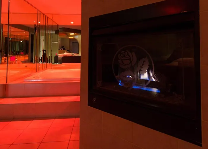 Essence Suites