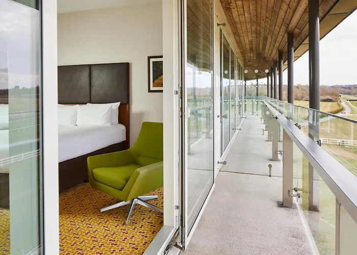 Lingfield Park Marriott Hotel & Country Club