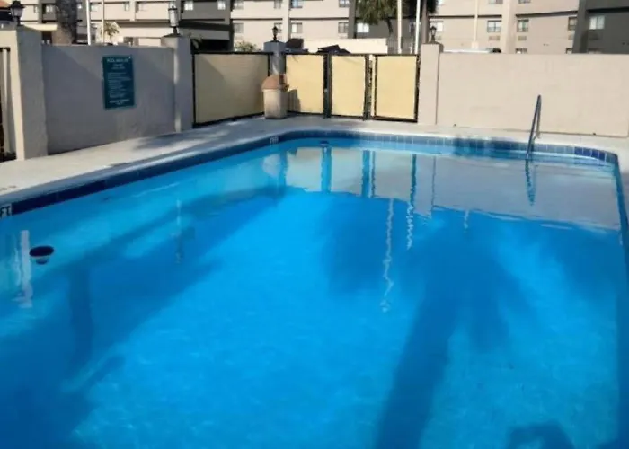 Baymont By Wyndham Orlando South