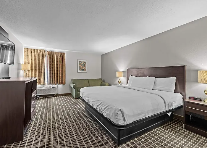 Ramada By Wyndham Stevens Point