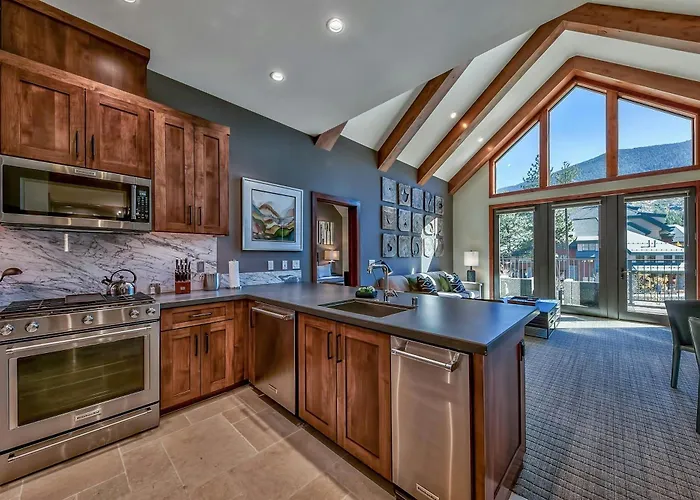 Zalanta, A Vail s Property