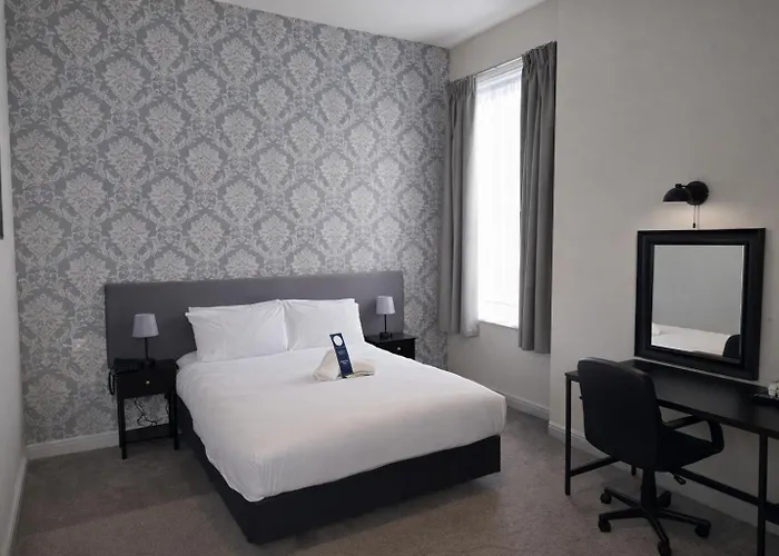 The County Hotel