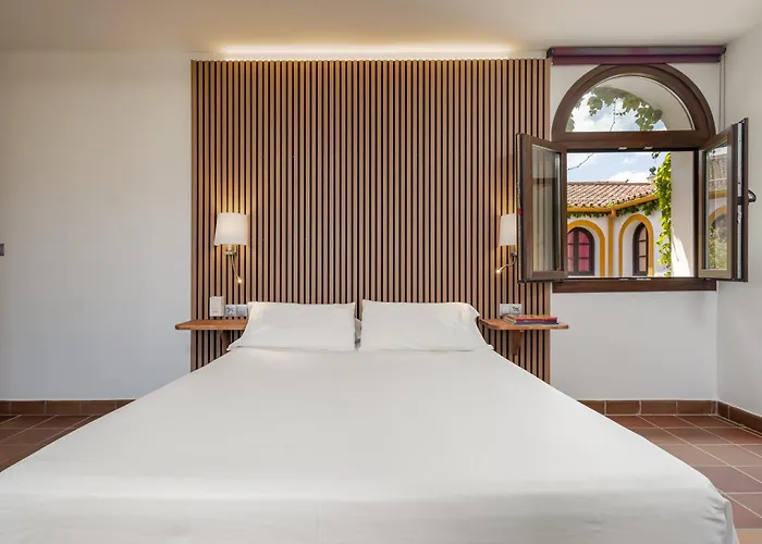 Hotel Cerro de Hijar Tolox