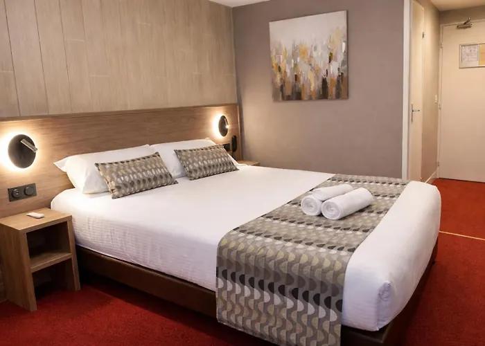 Logis Hotel-Restaurant Spa Le Lac Embrun