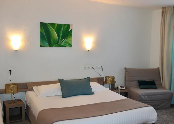 Brit Hotel Alghotel