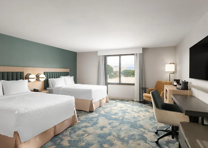 Hampton Inn & Suites Oakland Airport-Alameda