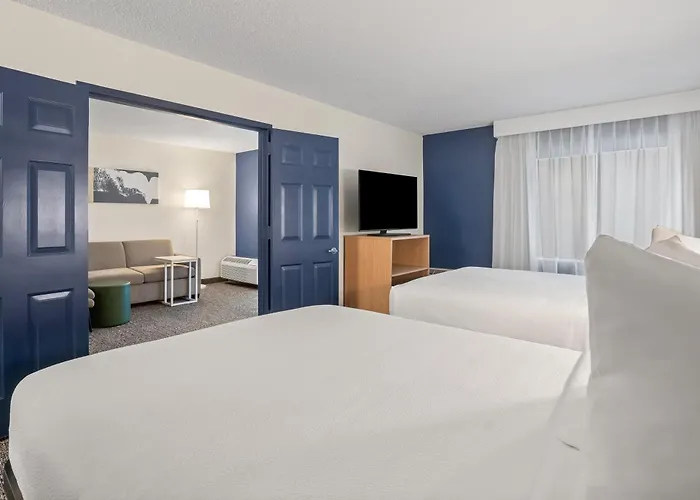 Spark By Hilton Bettendorf Quad Cities