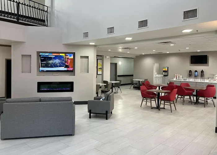 Comfort Inn & Suites
