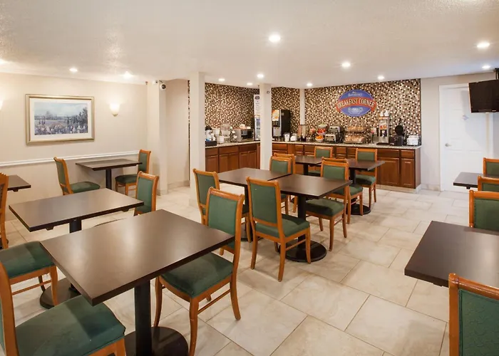 Baymont By Wyndham Texarkana