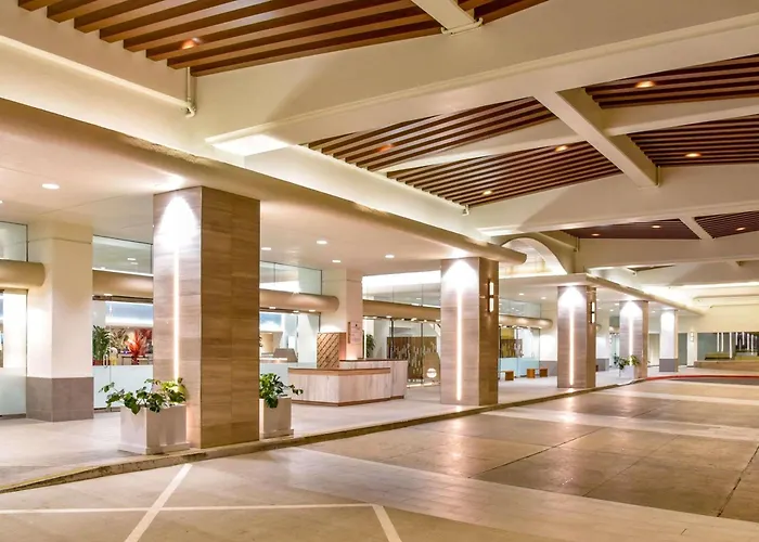 Ala Moana Honolulu By Mantra